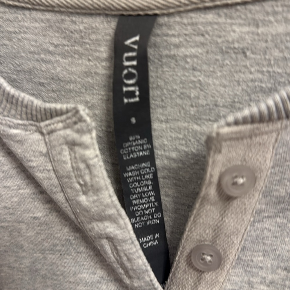 Vuori Light Gray Cropped Henley Sweatshirt - Picture 4 of 4